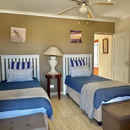 Country Lane Farm Lodge Cradock Exterior photo
